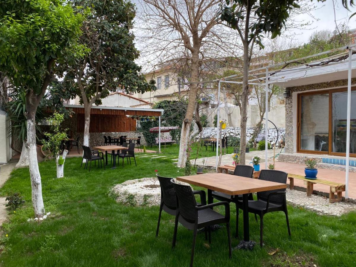 Duesseldorf Pansiyon Kusadasi Aydin Bagian luar foto